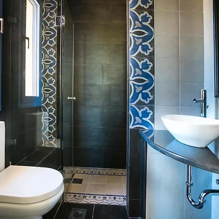 Fmn 1 Villa